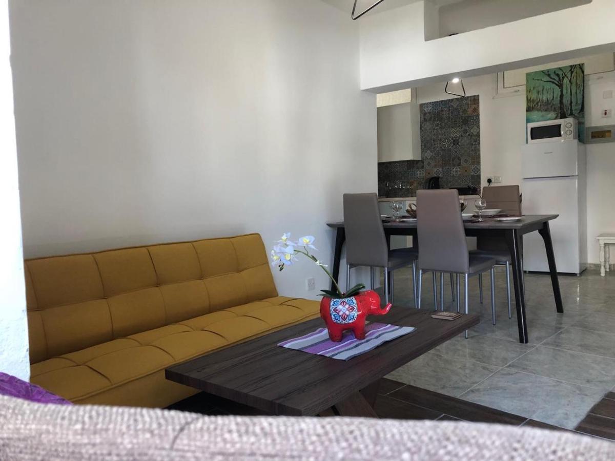 Katsikantaris Homes Пафос Екстериор снимка