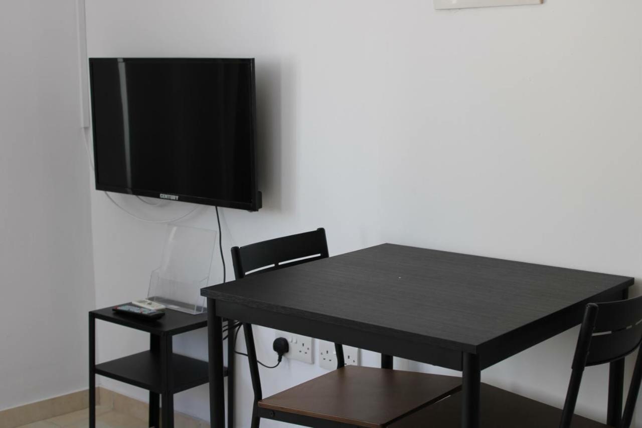 Katsikantaris Homes Пафос Екстериор снимка